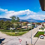 Borgo Peschiere Apartman Maniago