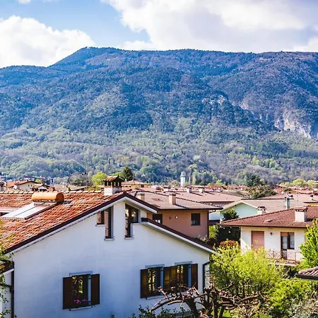 Borgo Peschiere Apartman Maniago