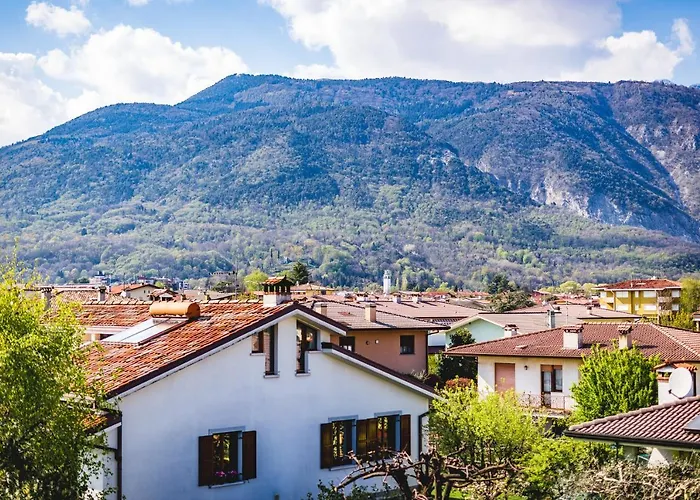 Borgo Peschiere Apartman Maniago